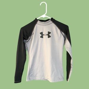 Under Armor YLG Fitted